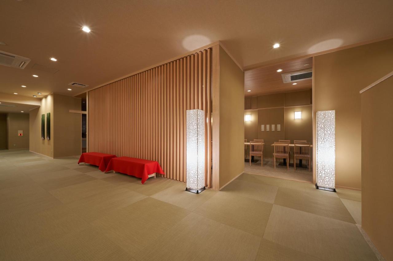 Welina Hotel Shinsaibashi Nagomi Osaka Bagian luar foto