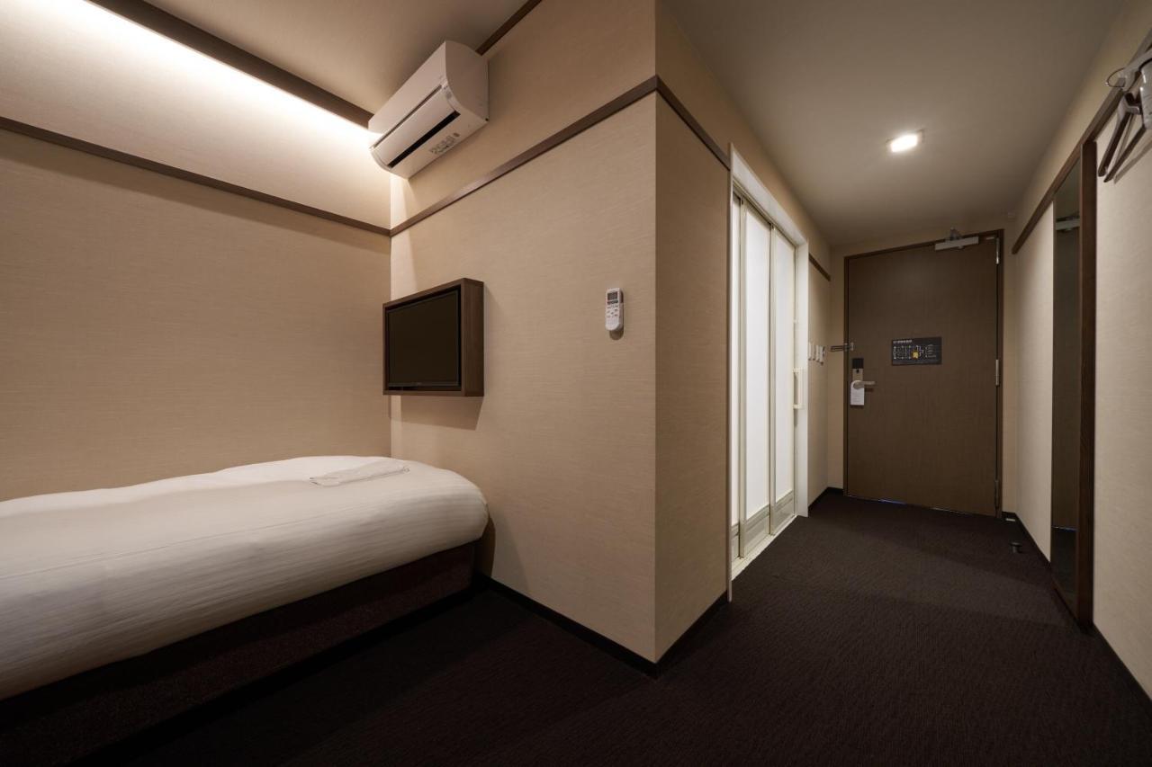 Welina Hotel Shinsaibashi Nagomi Osaka Bagian luar foto