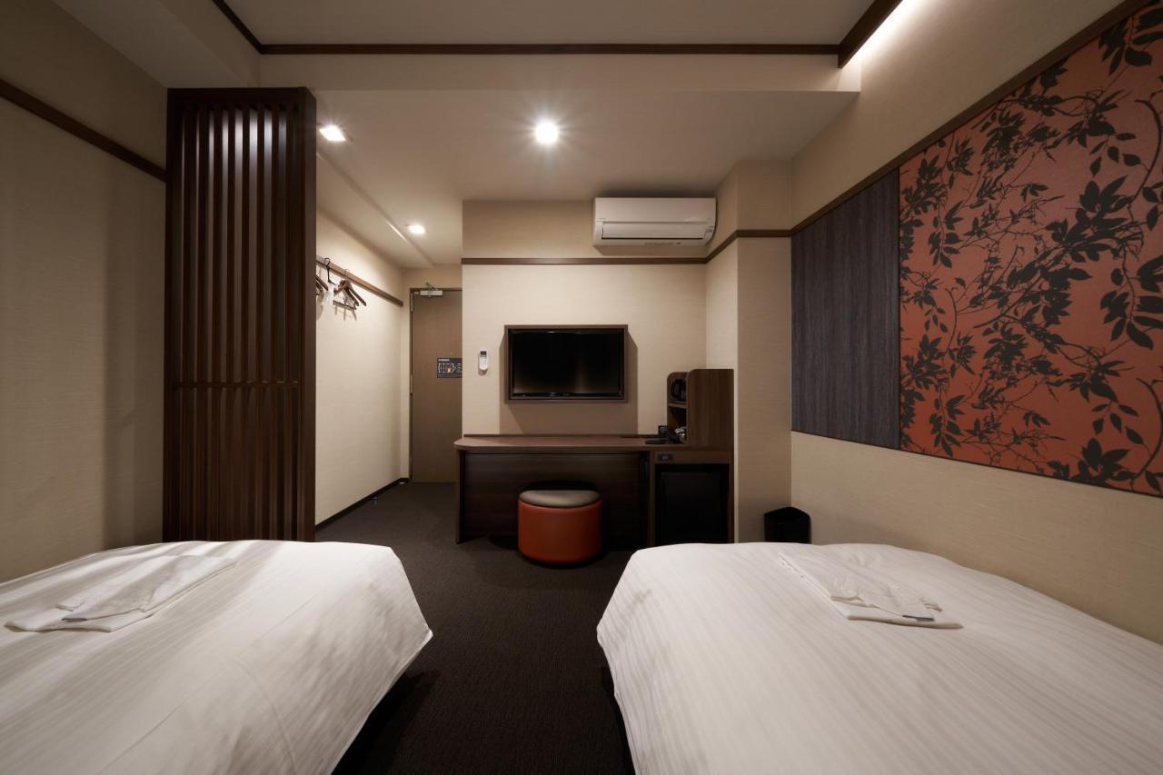 Welina Hotel Shinsaibashi Nagomi Osaka Bagian luar foto